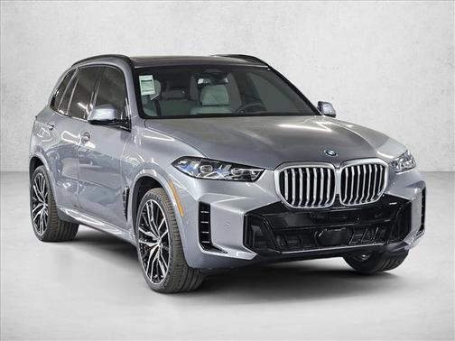 Skyscraper Grey Metallic 2026 BMW X5 xDrive40i