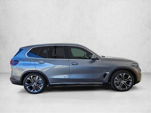 Skyscraper Grey Metallic 2026 BMW X5 PHEV xDrive50e