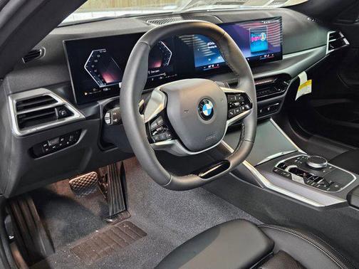 Mineral White Metallic 2025 BMW 230 xDrive