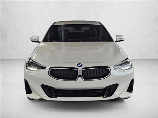 Mineral White Metallic 2025 BMW 230 xDrive