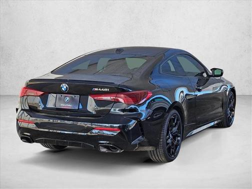 Black Sapphire Metallic 2026 BMW M440 i