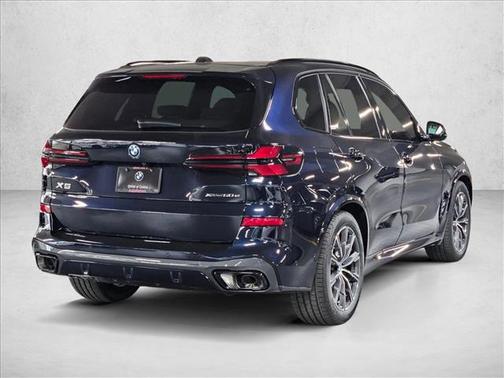 Carbon Black Metallic 2026 BMW X5 PHEV xDrive50e