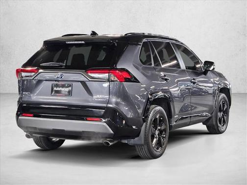 2020 Toyota RAV4 Hybrid SE