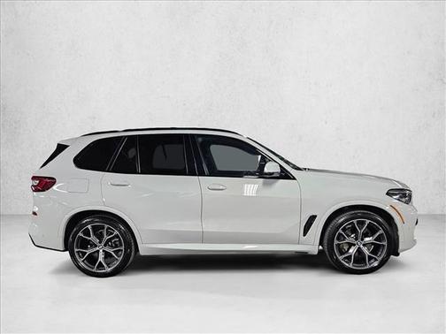 Alpine White 2021 BMW X5 sDrive40i