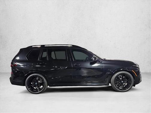 Black Sapphire Metallic 2026 BMW X7 xDrive40i