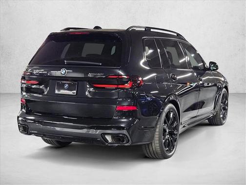 Black Sapphire Metallic 2026 BMW X7 xDrive40i