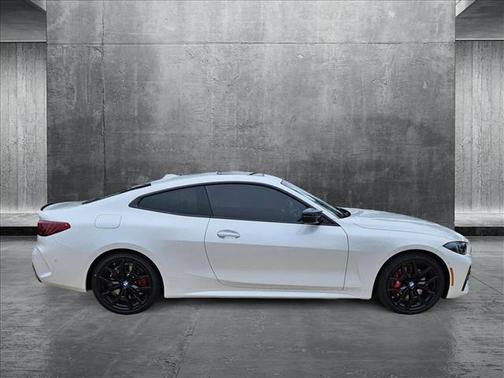 2025 BMW M440 i