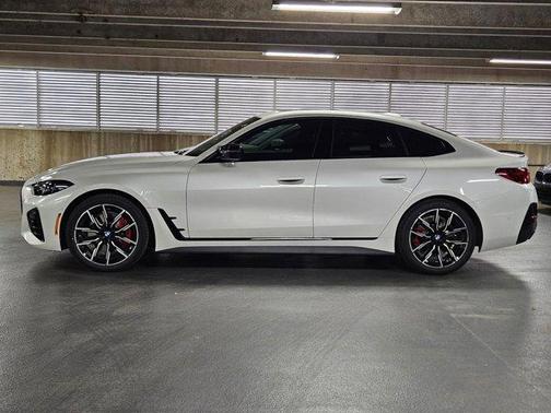 2026 BMW M440 i xDrive