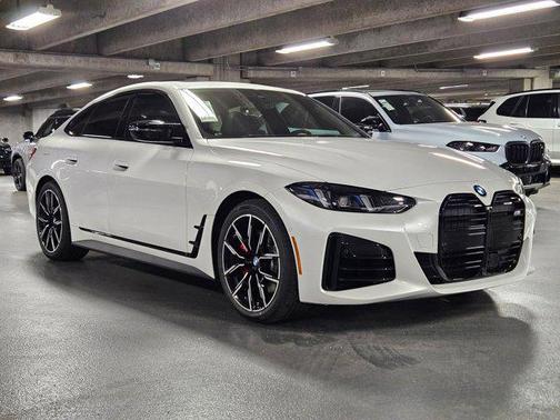 2026 BMW M440 i xDrive