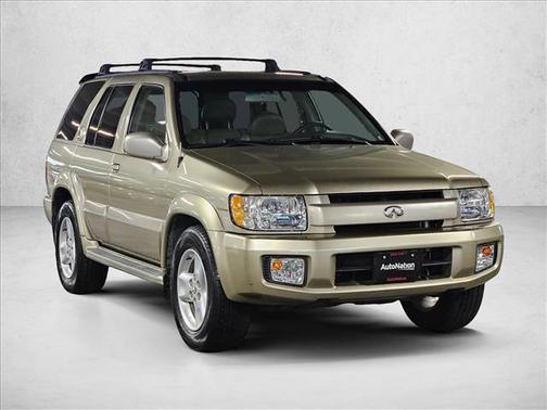 2002 INFINITI QX4 Luxury