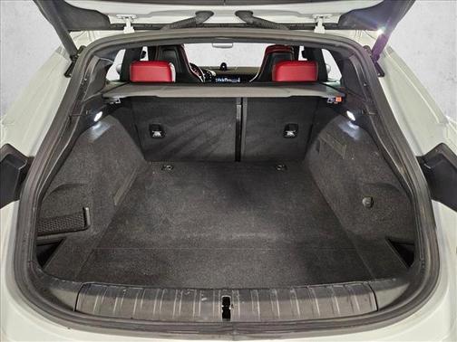 2022 Porsche Taycan 4