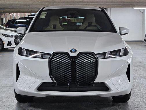 2026 BMW iX xDrive45