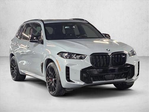 2024 BMW X5 M60i