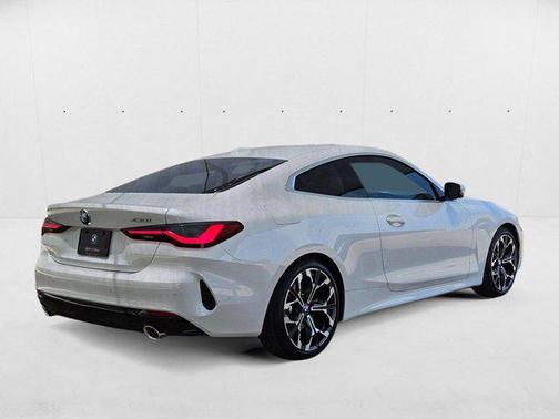 Mineral White Metallic 2026 BMW 430 i