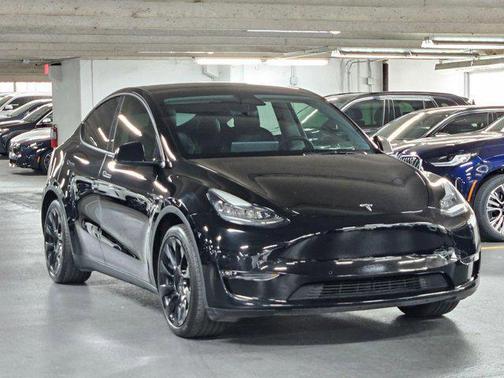 2021 Tesla Model Y Long Range Dual Motor All-Wheel Drive