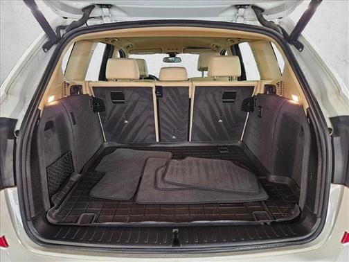 Alpine White 2017 BMW X3 sDrive28i