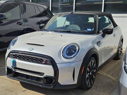 Nanuq White Metallic 2024 MINI Convertible Cooper S