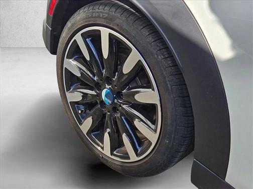 Nanuq White Metallic 2024 MINI Convertible Cooper S