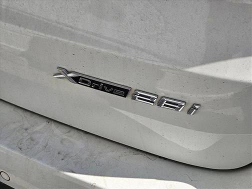 Alpine White 2023 BMW X1 xDrive28i