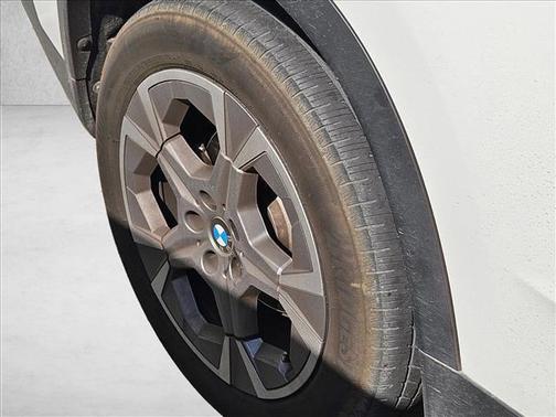 Alpine White 2023 BMW X1 xDrive28i
