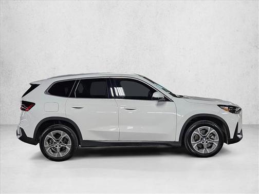 Alpine White 2023 BMW X1 xDrive28i