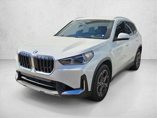 Alpine White 2023 BMW X1 xDrive28i