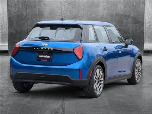 2025 MINI Hardtop Cooper