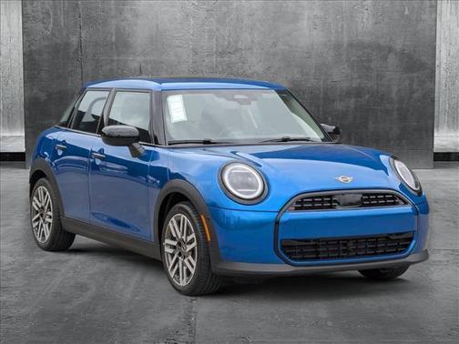 2025 MINI Hardtop Cooper