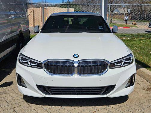 2024 BMW 330 330i