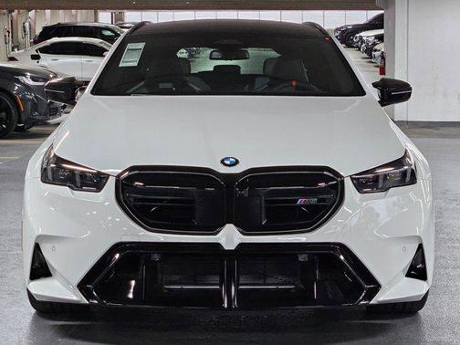 Alpine White 2026 BMW M5 Base