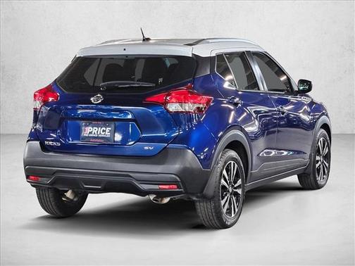Deep Blue Pearl/Fresh Powder 2019 Nissan Kicks SV