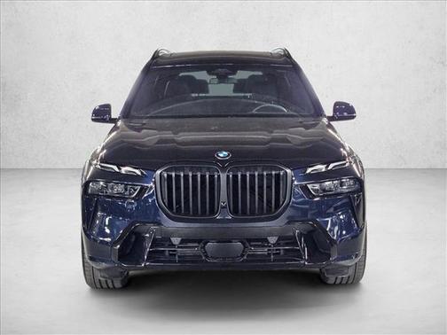 Carbon Black Metallic 2026 BMW X7 xDrive40i