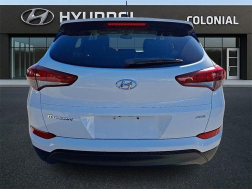2018 Hyundai TUCSON SE