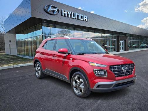 2022 Hyundai VENUE SEL