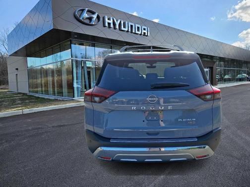 2023 Nissan Rogue Platinum