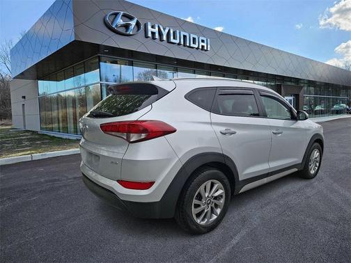 2018 Hyundai TUCSON SEL