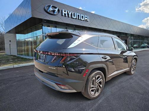 2025 Hyundai TUCSON Hybrid Limited