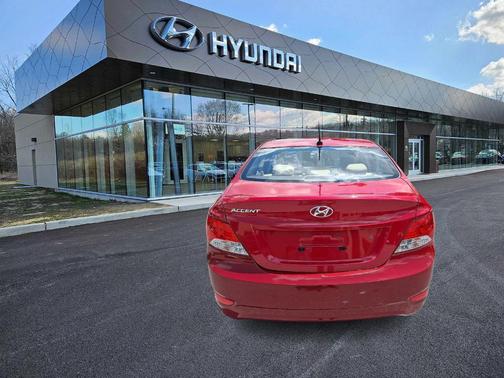 2013 Hyundai Accent GLS