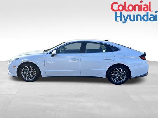 2022 Hyundai SONATA SEL