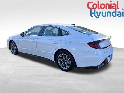 2022 Hyundai SONATA SEL