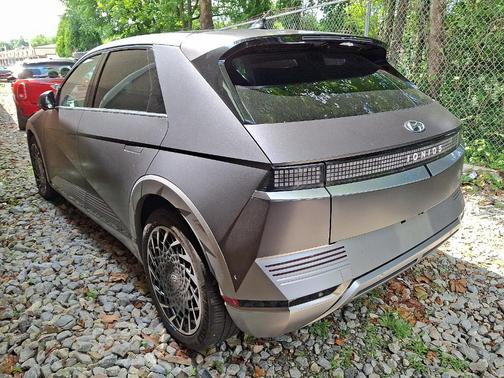 2022 Hyundai IONIQ 5 Limited