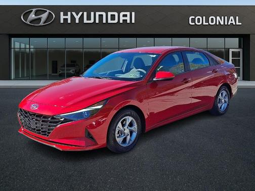 2022 Hyundai ELANTRA SE