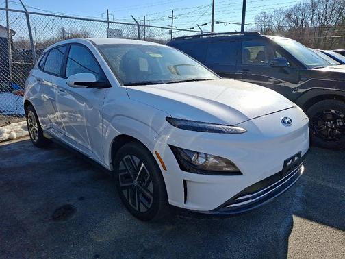 2023 Hyundai KONA EV SE