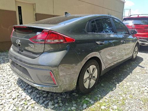 2022 Hyundai IONIQ Hybrid Blue