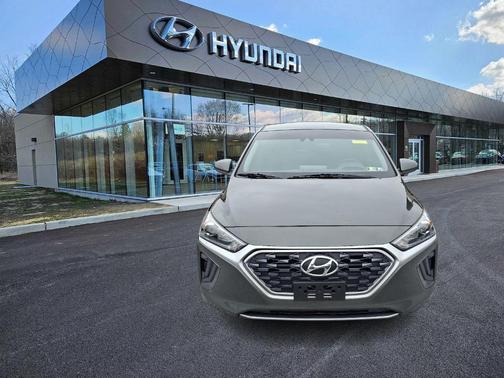 2022 Hyundai IONIQ Hybrid Blue