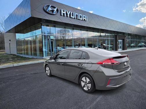 2022 Hyundai IONIQ Hybrid Blue