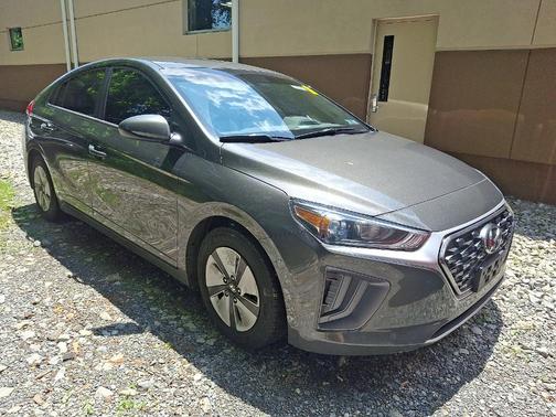 2022 Hyundai IONIQ Hybrid Blue