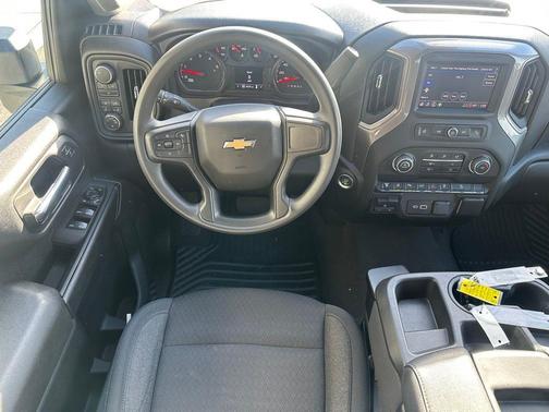 2024 Chevrolet Silverado 2500 Custom