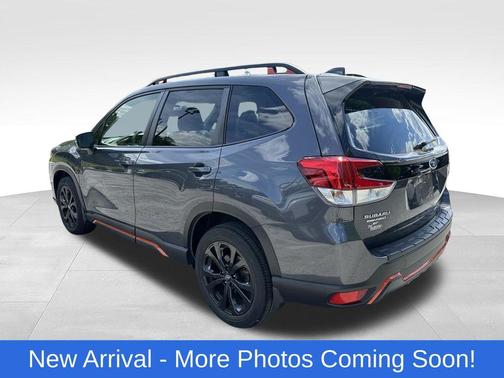Magnetite Gray Metallic 2023 Subaru Forester Sport