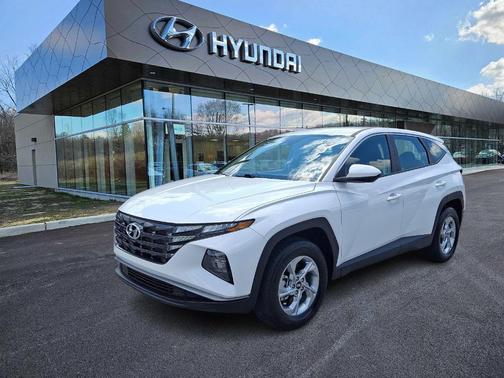 2024 Hyundai TUCSON SE